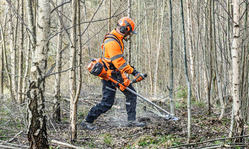 Aplinkostechnika.lt krūmapjovės ir miško valymo pjūklai Husqvarna krūmapjovės ir miško valymo pjūklai