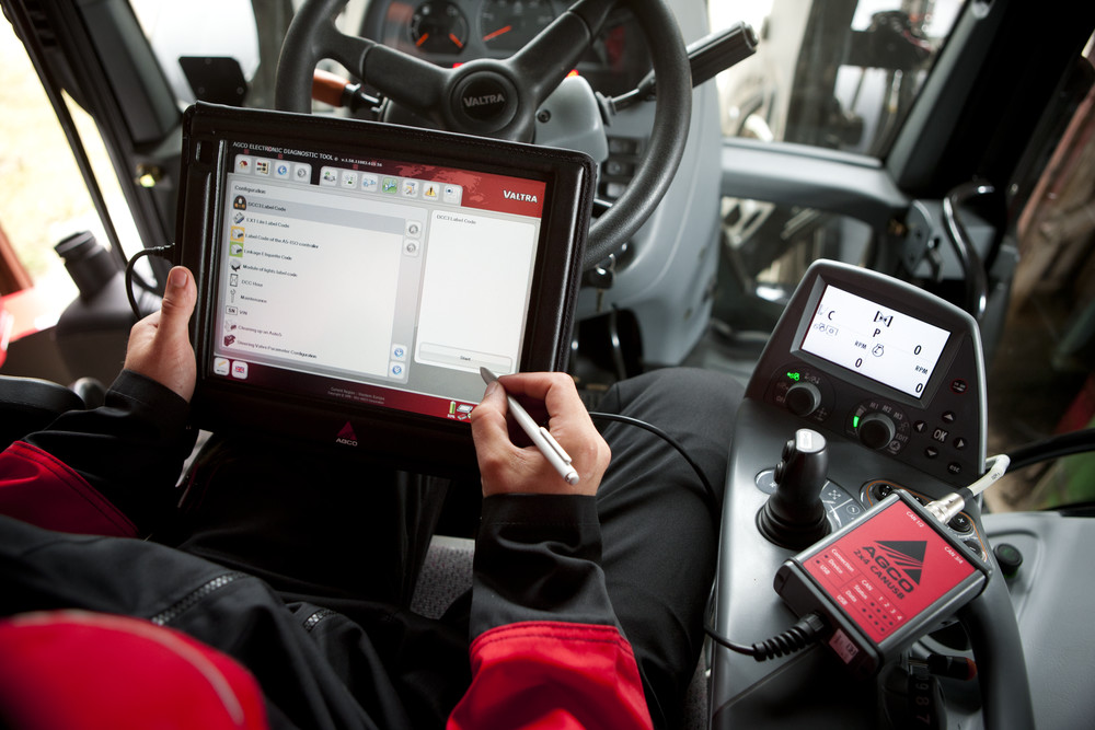 Valtra diagnostika ir servisas-laukiame Valtralitoje.